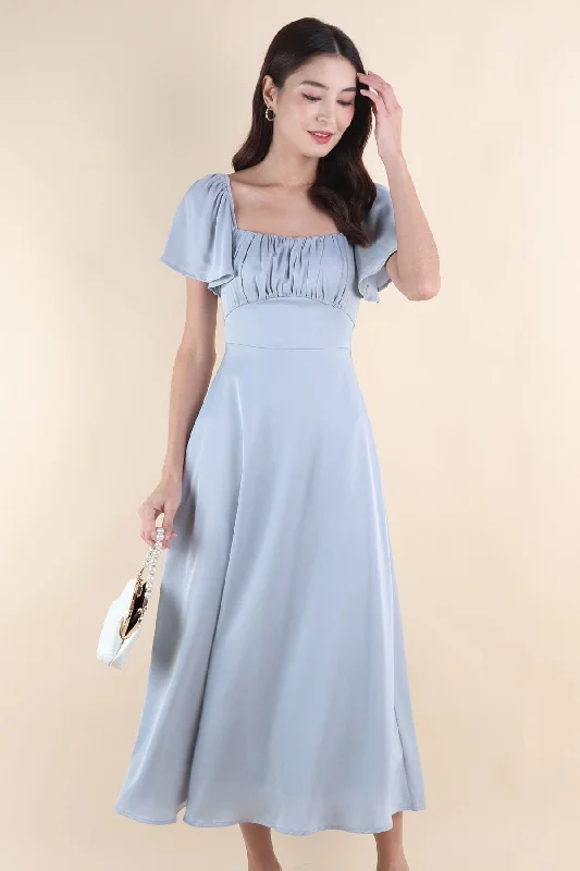 CARMELLIA FLUTTERS MAXI DRESS IN BLUE