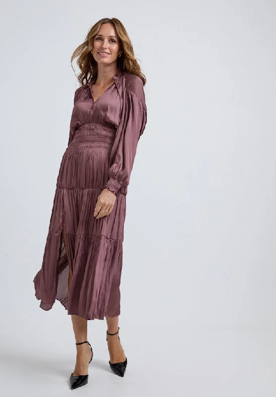 Madeline Tiered Midi Dress In Brown