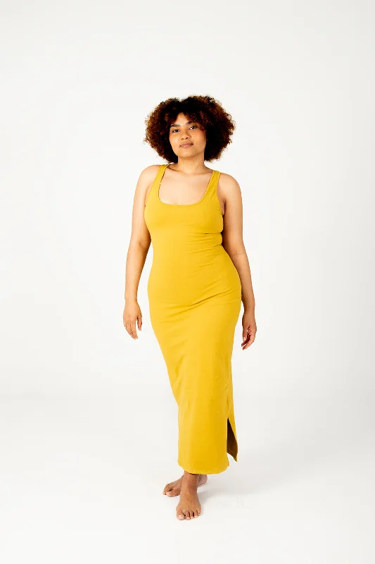 Shinni Neck Midi Dress Petite In Mustard Seed