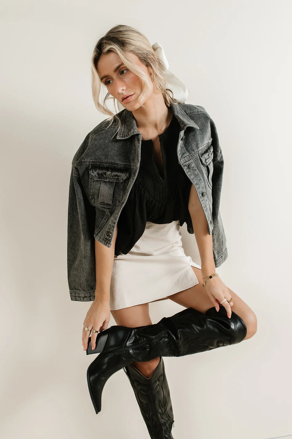 Hayes Cropped Denim Jacket Zippered Jacket Buttoned Jacket Snapped Jacket