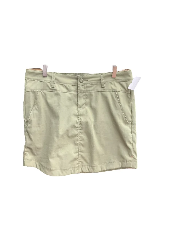 Green Athletic Skirt Toad & Co, Size M silk skirt luxurious