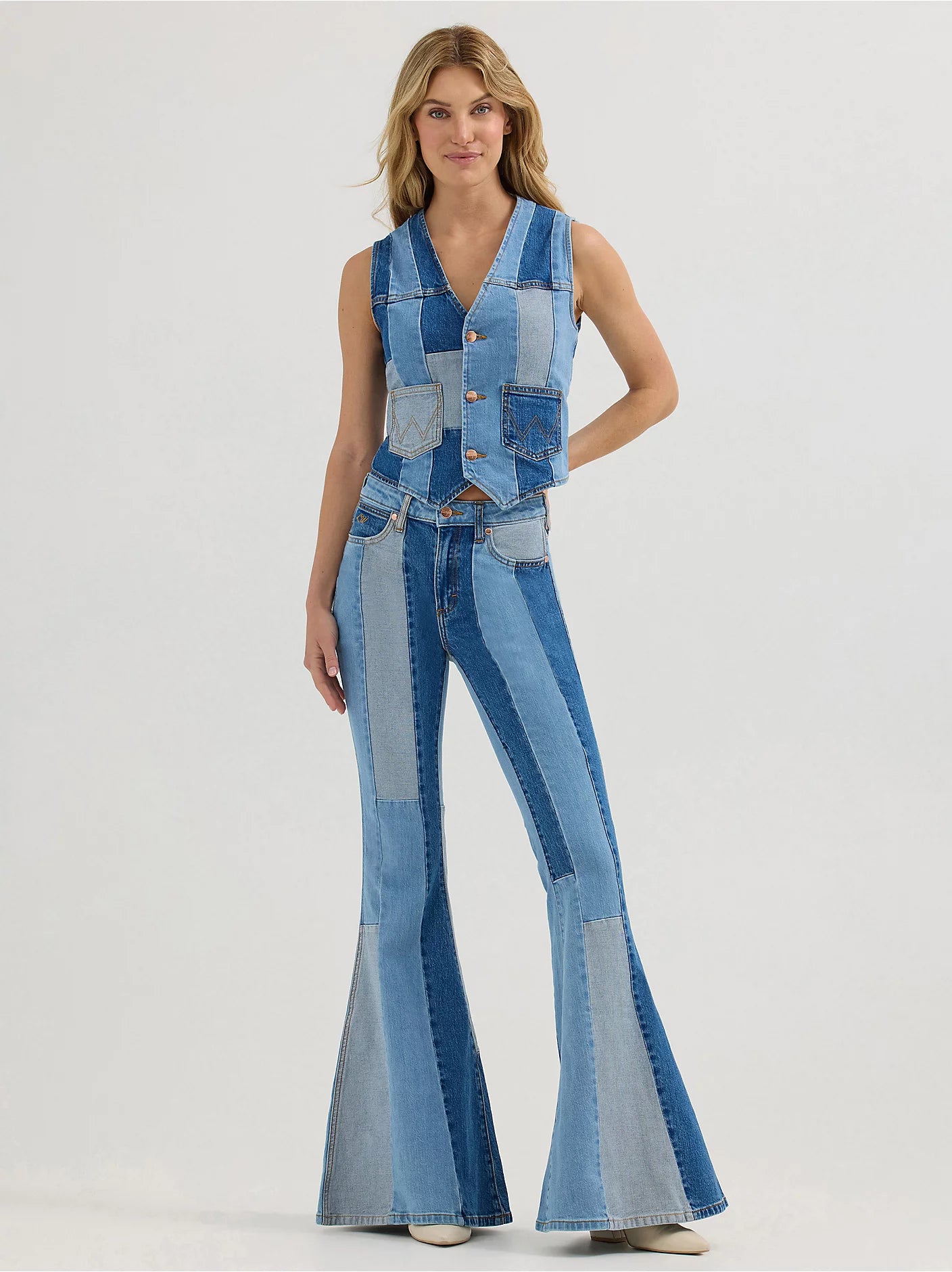 Wrangler X Women's Lainey Wilson Patchwork Bell Bottom Jeans Comfortable Zip-Fly Denim Jeans Wrangler X Women's Lainey Wilson Patchwork Bell Bottom Jeans Comfortable Zip-Fly Denim Jeans